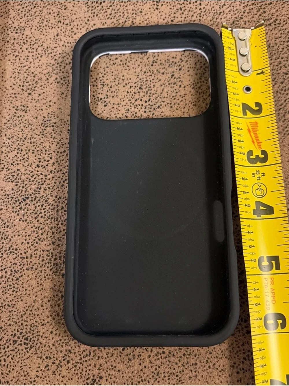 BURGA unisex phone